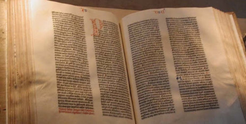 Est-ce l’Église catholique qui nous a donné la Bible? (et comment sommes-nous sauvés?)