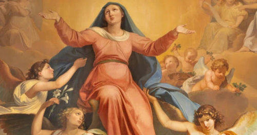 Comment savons-nous que les saints intercèdent pour nous?